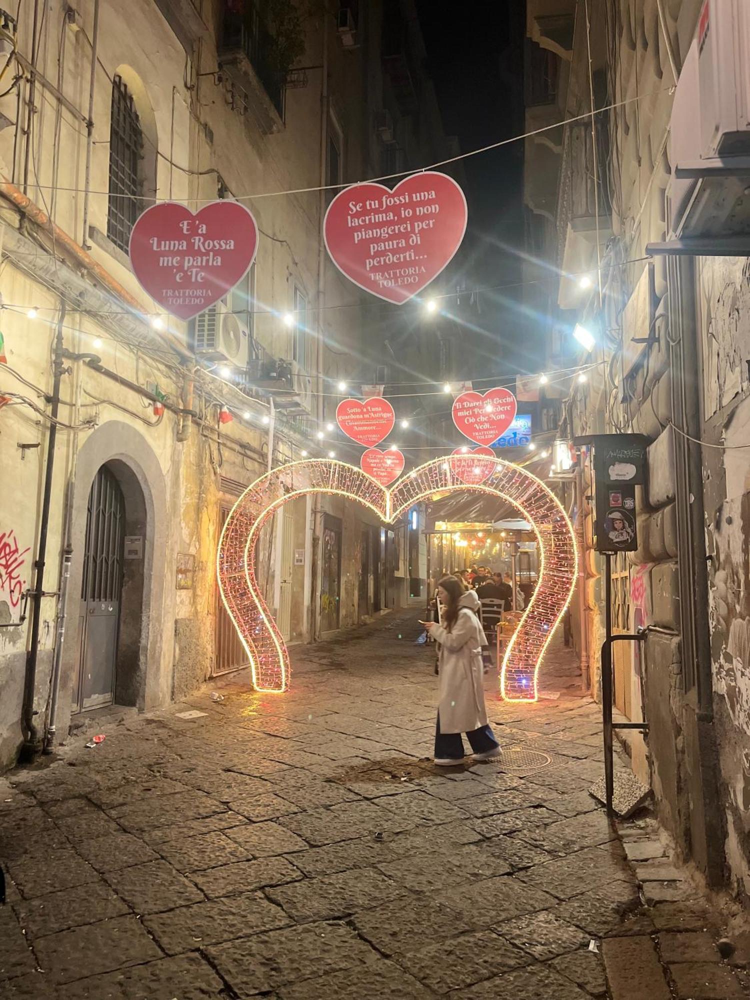 Casa Vacanza La Spagnola Napoli Bagian luar foto